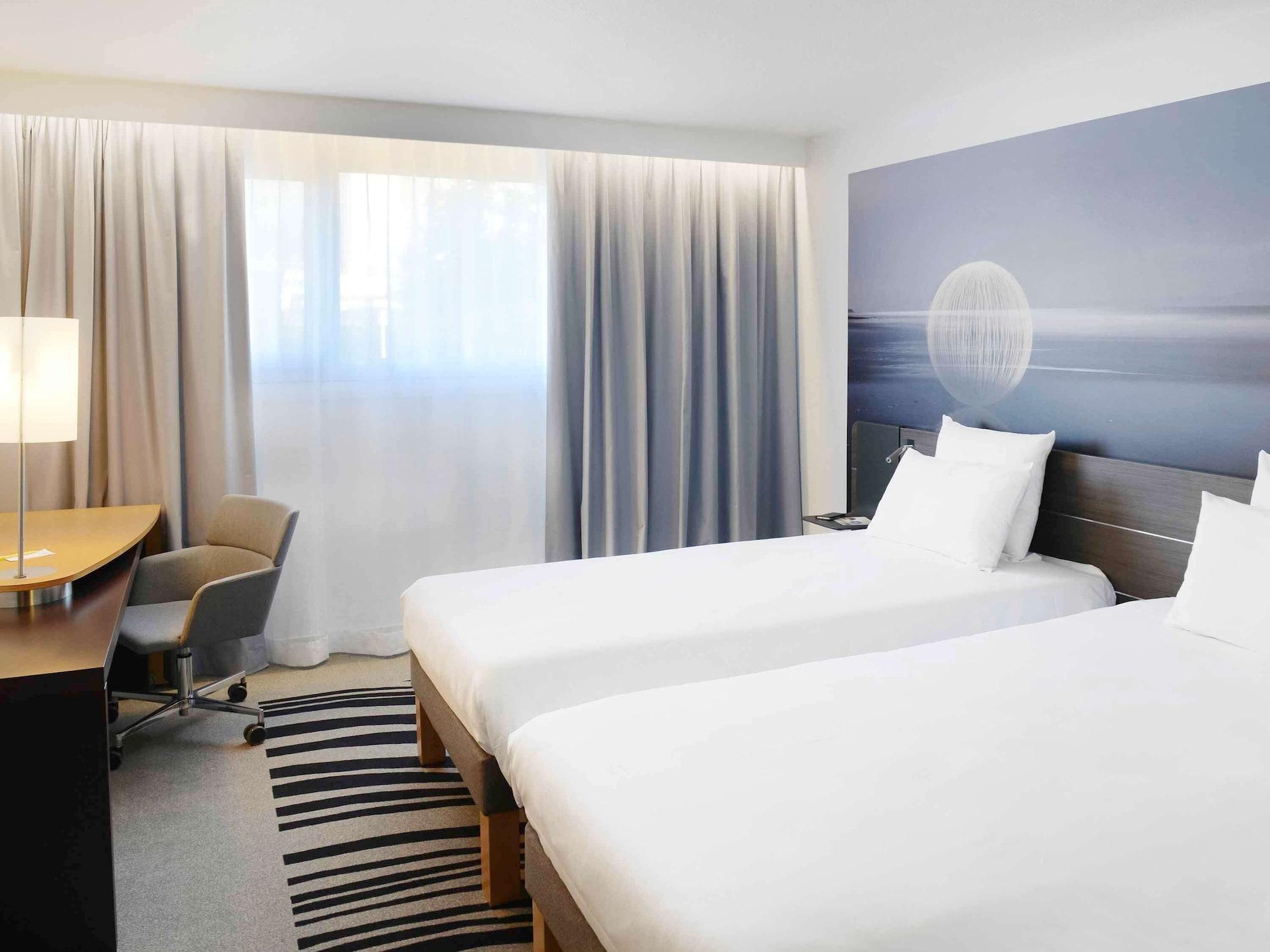 Novotel Caen Cote De Nacre Экстерьер фото