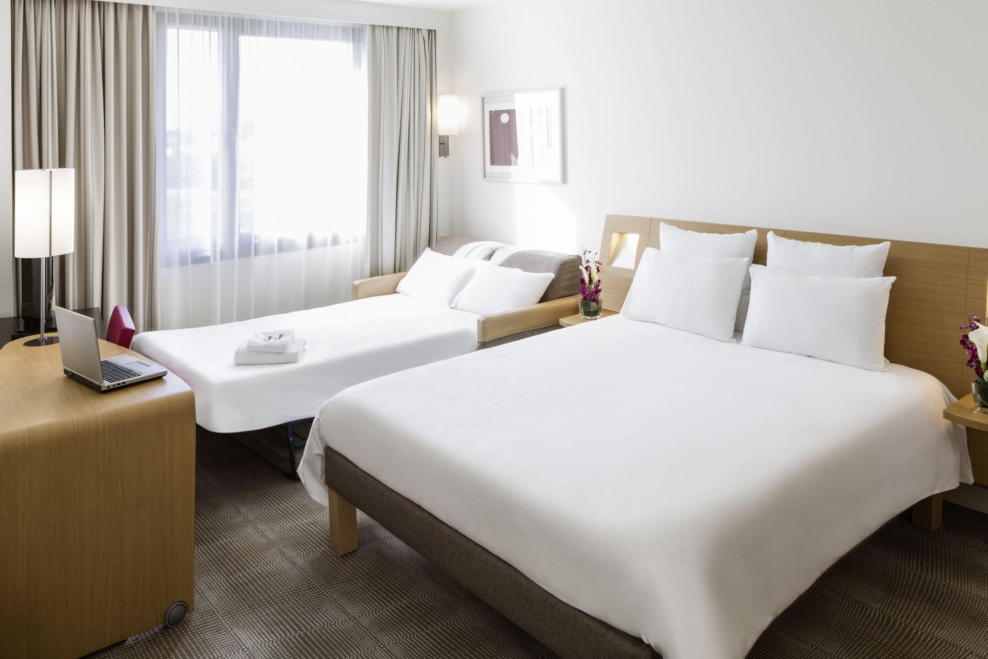 Novotel Caen Cote De Nacre Экстерьер фото